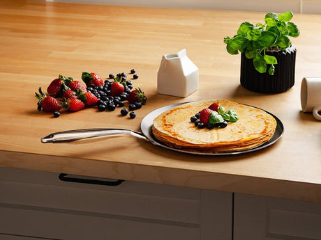 Comment préparer des crêpes avec les ustensiles de cuisine ONYX Cookware