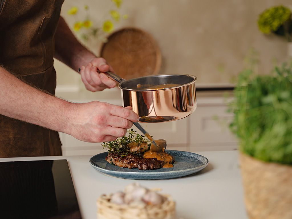 COPPER HYBRID CASSEROLE ANTIADHÉSIVE 18 CM - 6