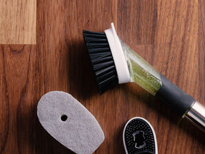 BROSSE À VAISSELLE AVEC DISTRIBUTEUR DE SAVON - 4