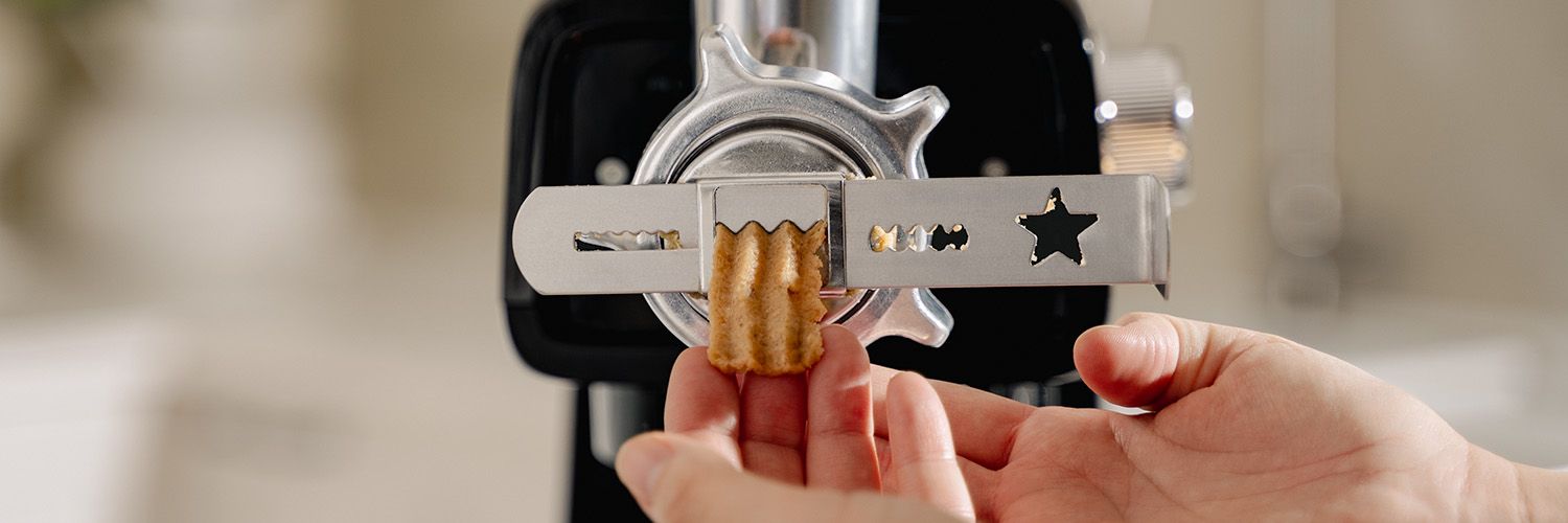 PLAQUÉ À BISCUITS POUR HACHOIR À VIANDE