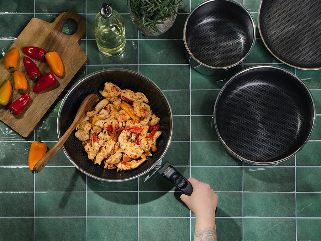 ENSEMBLE DE POÊLE À WOK AVEC POIGNÉE DÉTACHABLE 30CM - 4